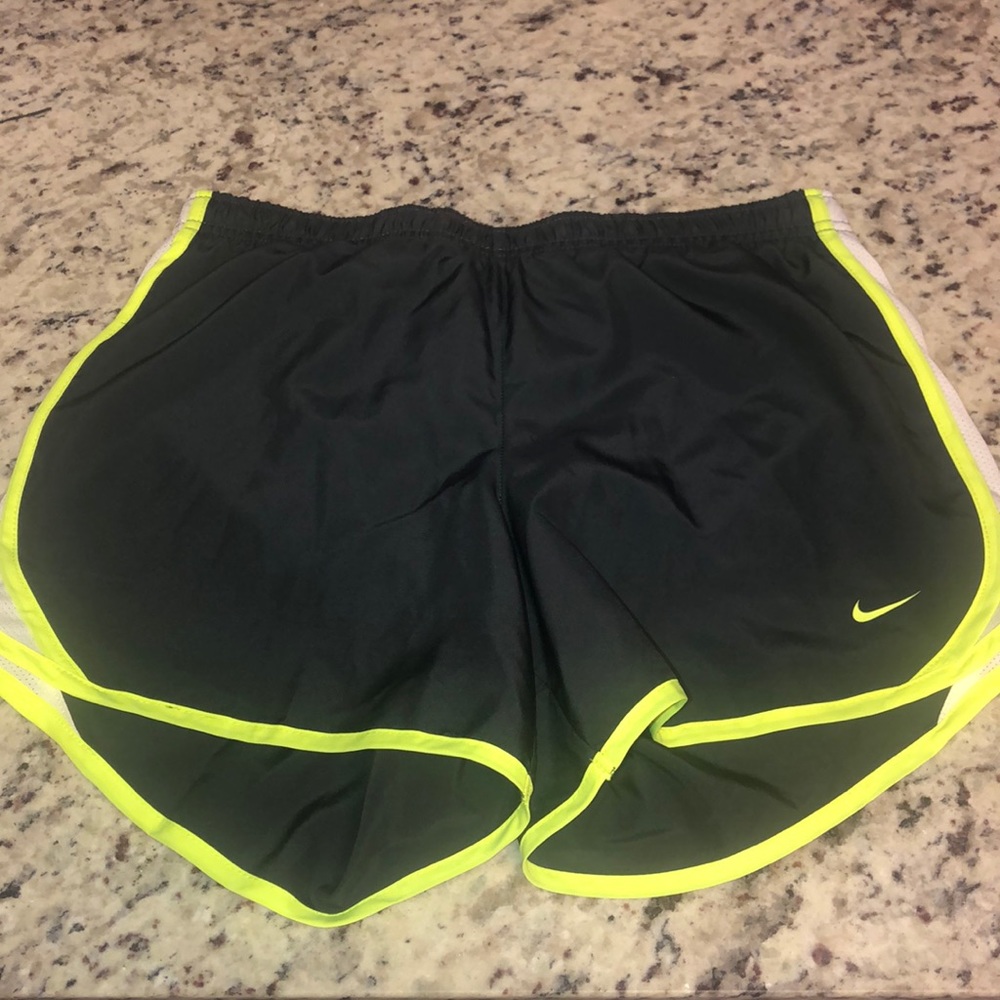 Girls XL Nike shorts